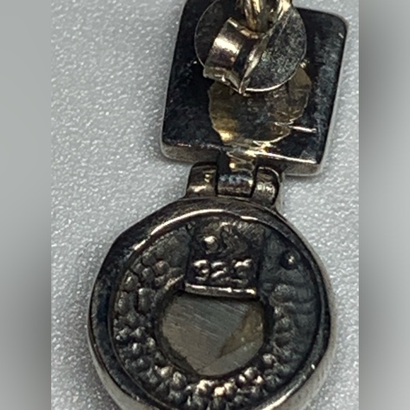 Silpada VERY RARE Petite Sterling Greek Key & Mother of Pearl Post Earrings - Picture 12 of 16